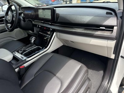 2024 Kia Carnival SX FWD