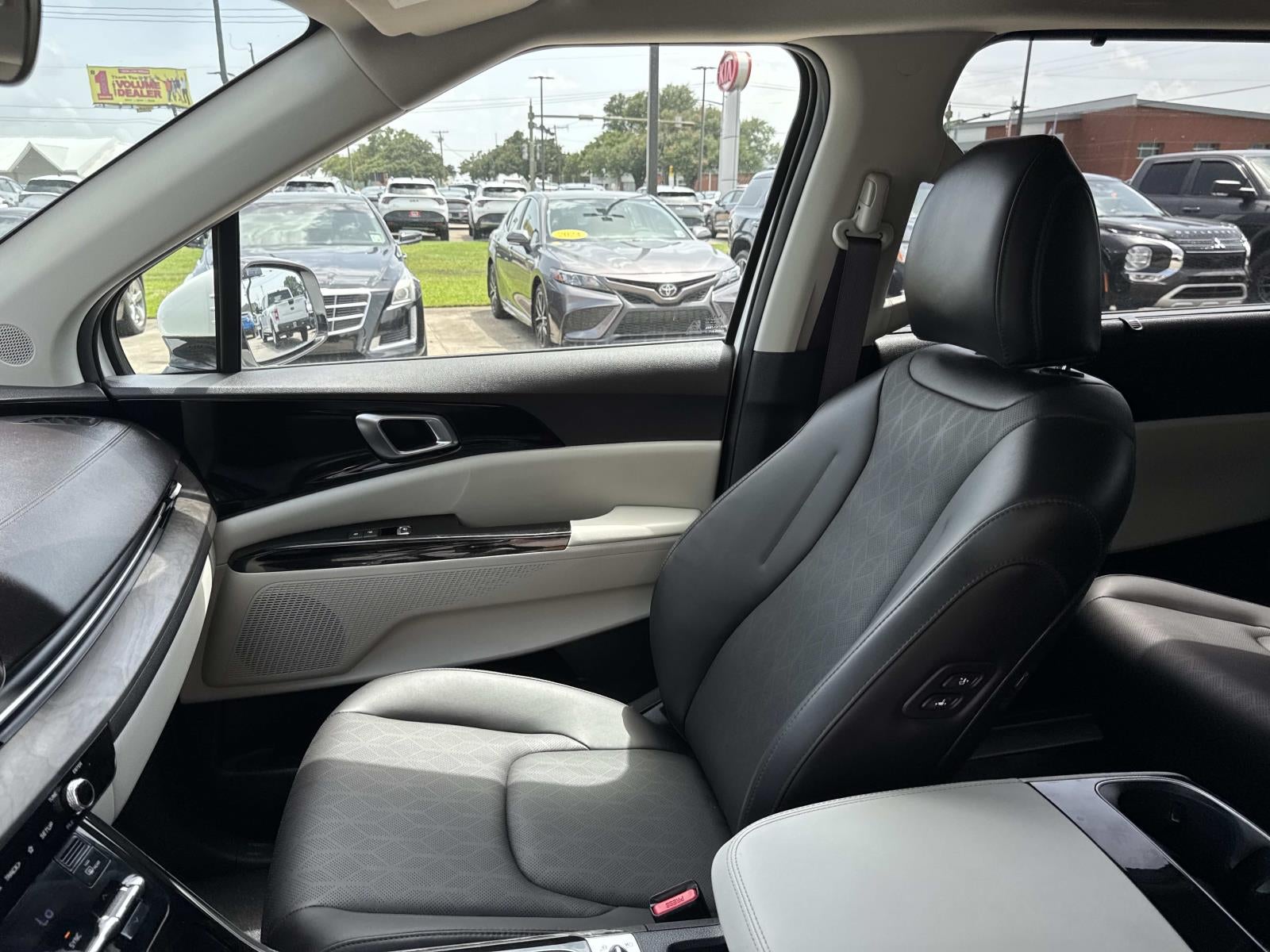 2024 Kia Carnival SX FWD