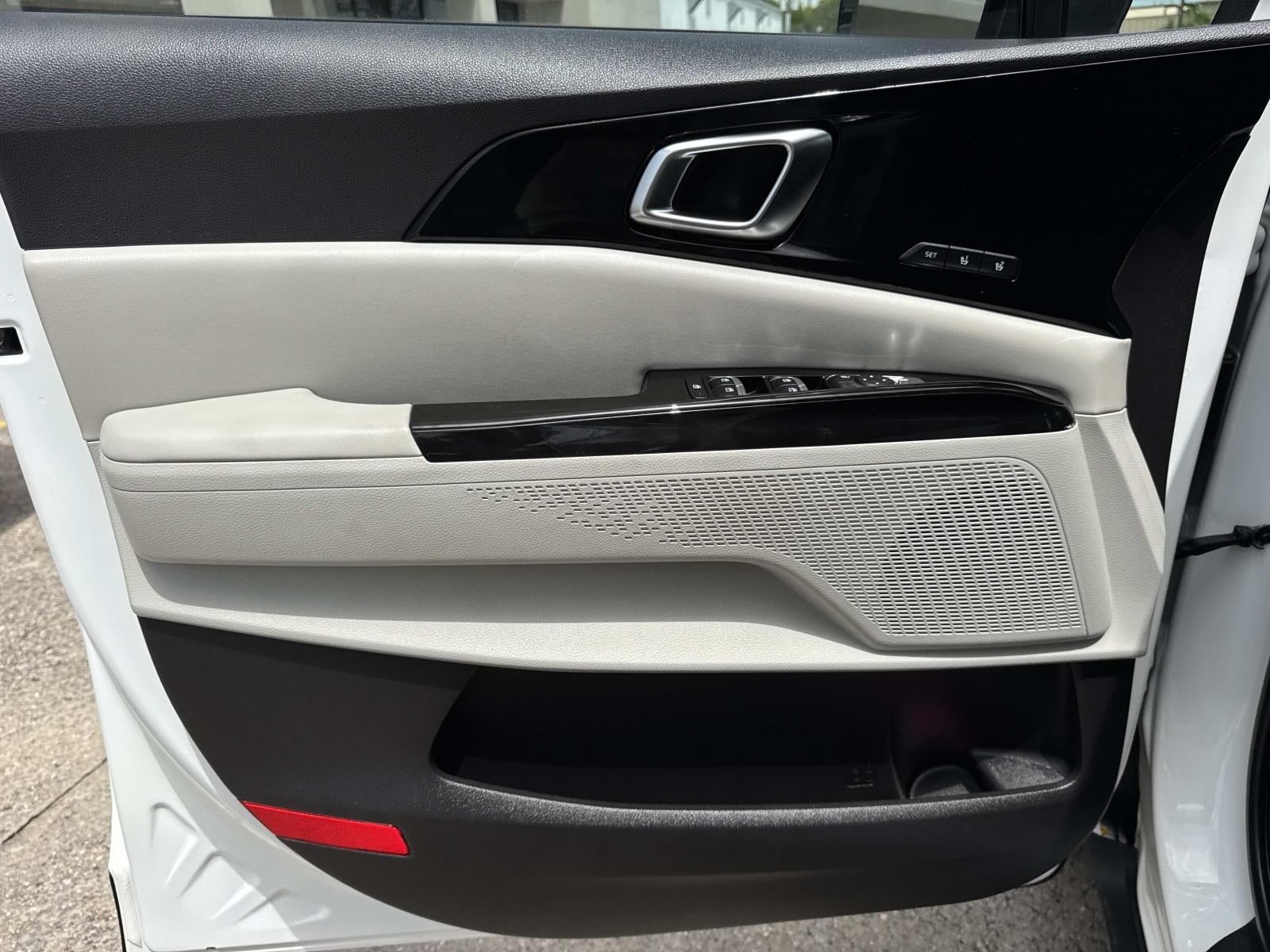 2024 Kia Carnival SX FWD