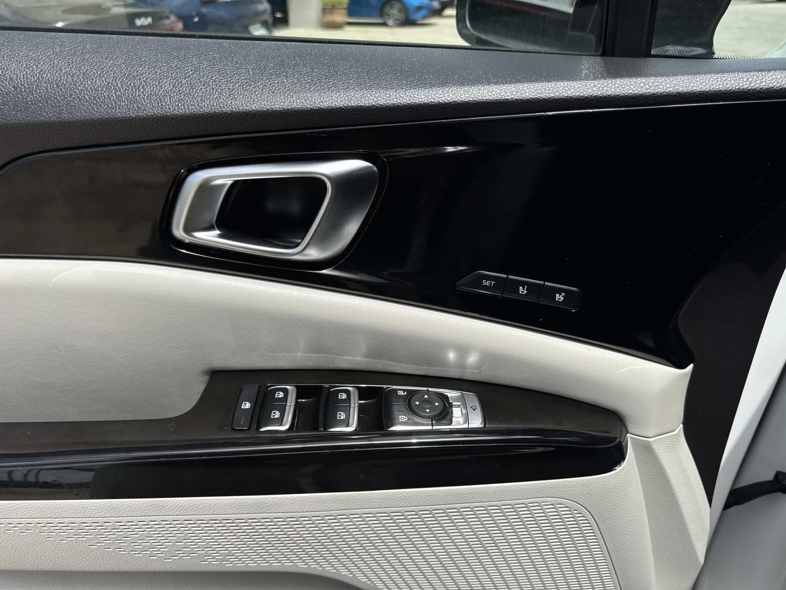 2024 Kia Carnival SX FWD