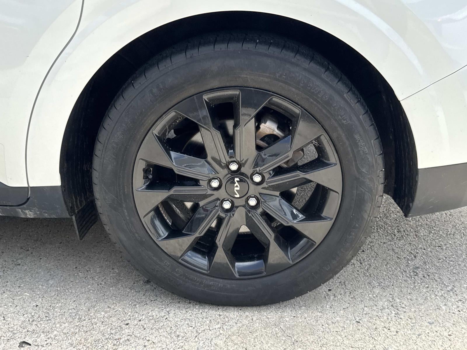 2024 Kia Carnival SX FWD