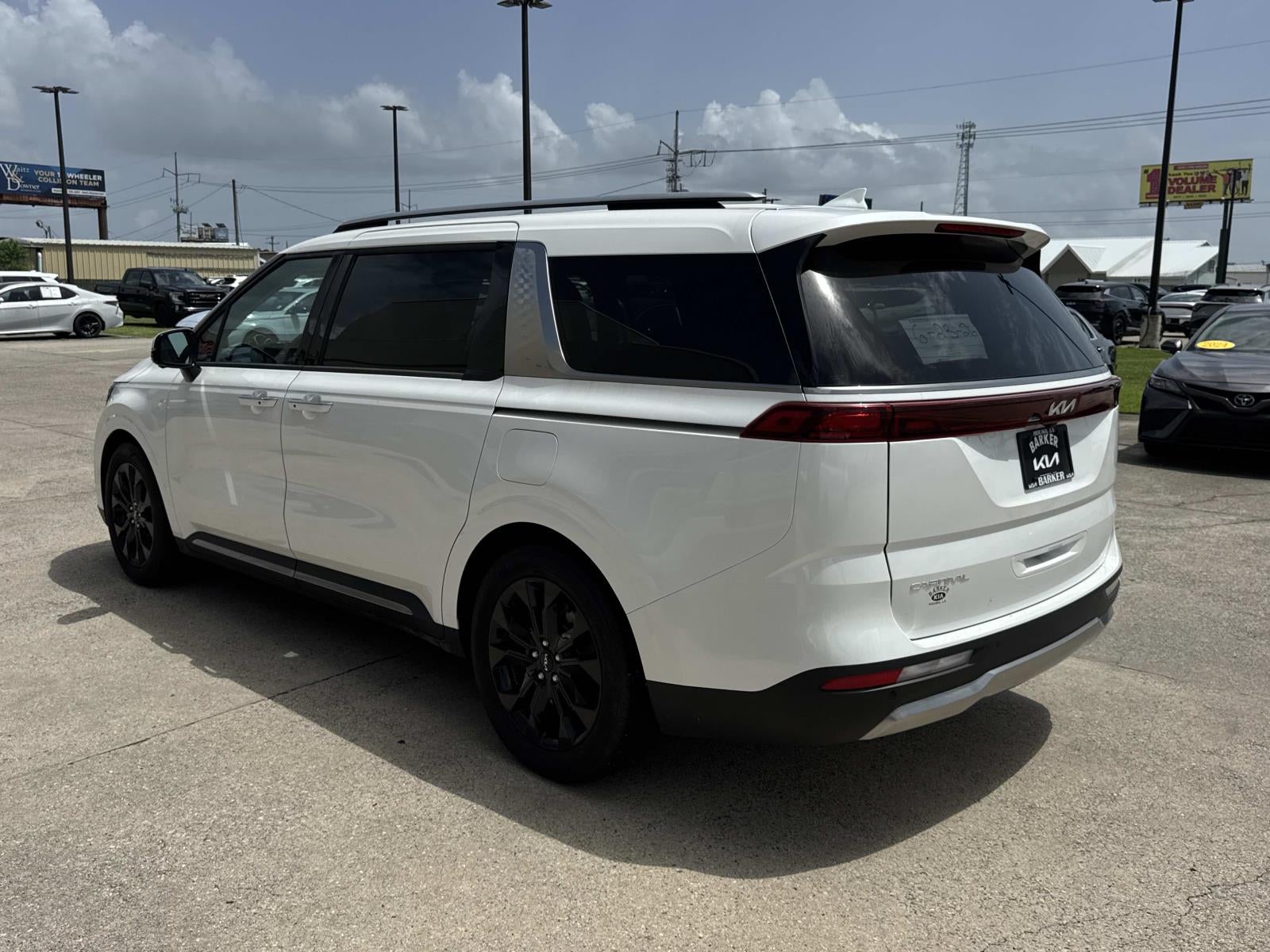 2024 Kia Carnival SX FWD