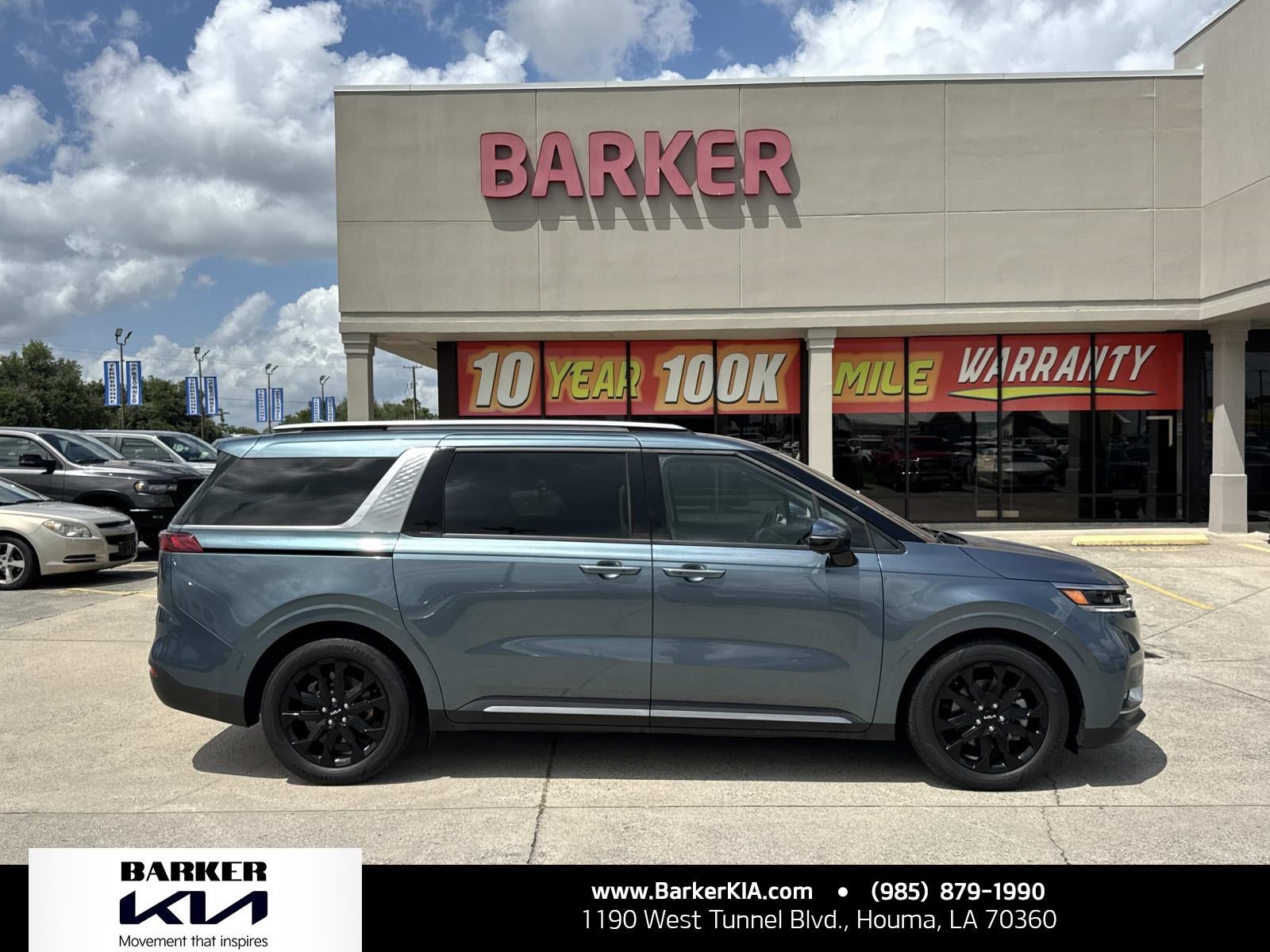 2024 Kia Sedona SX's photo
