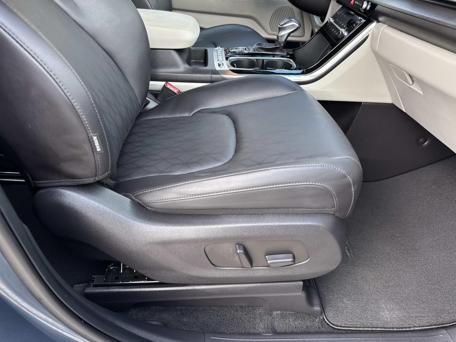 2024 Kia Carnival SX FWD