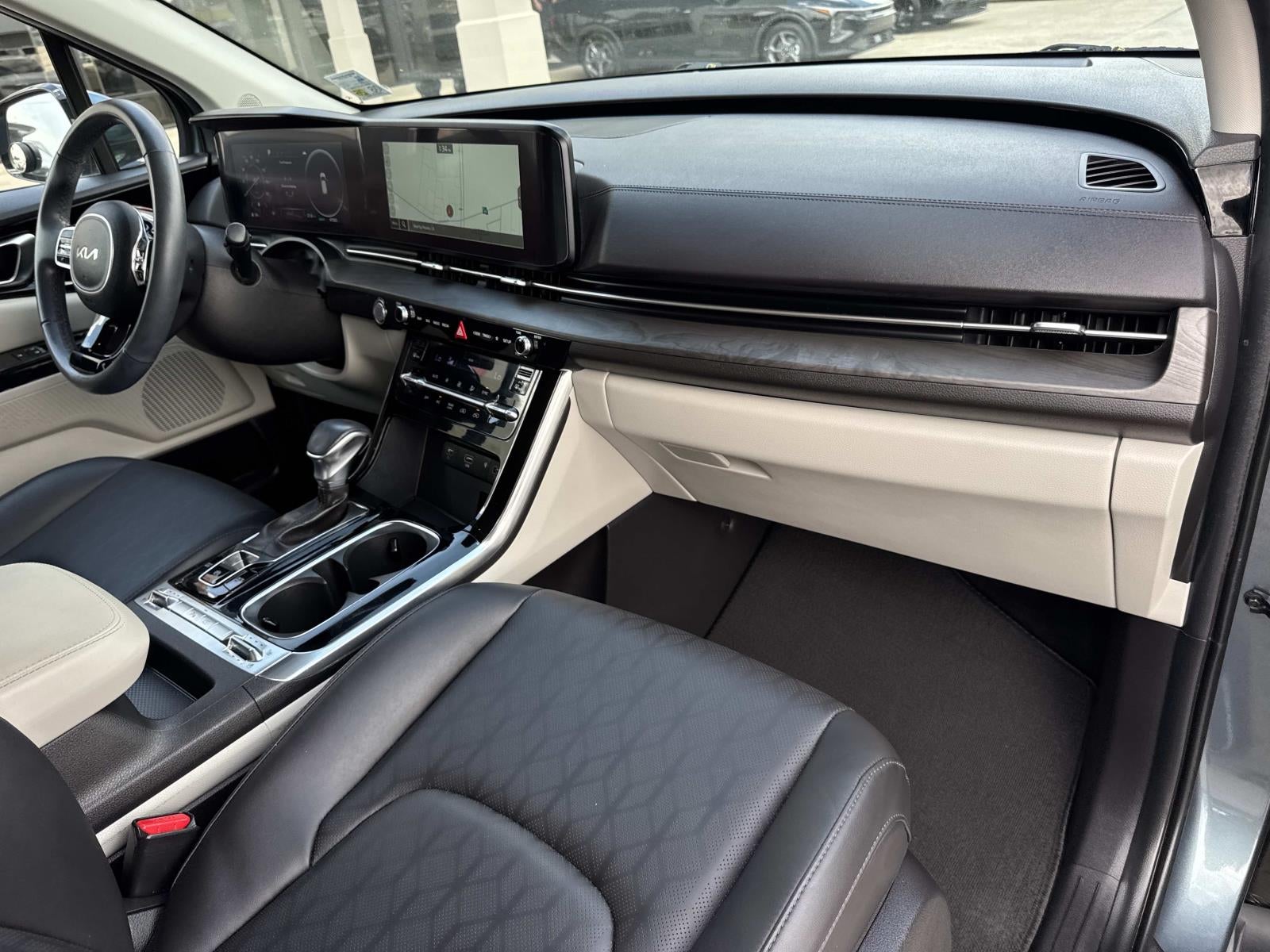 2024 Kia Carnival SX FWD
