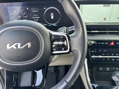 2024 Kia Carnival SX FWD