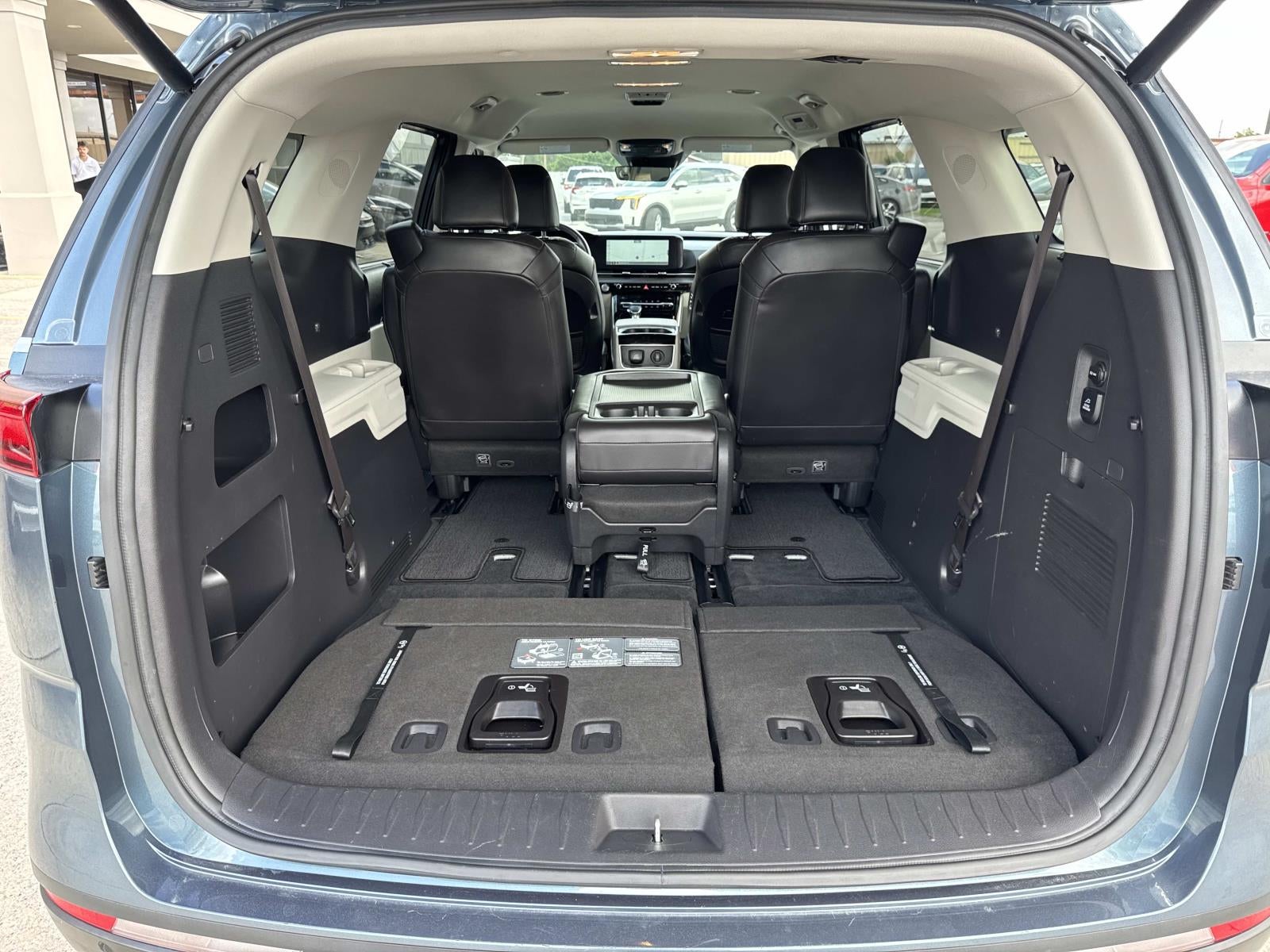 2024 Kia Carnival SX FWD