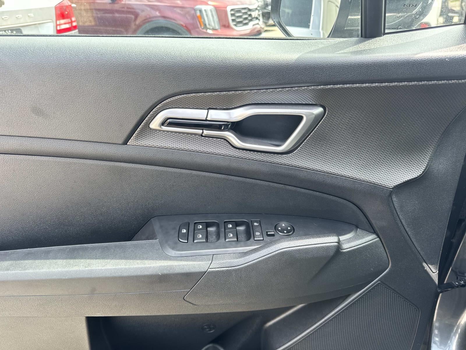 2023 Kia Sportage Hybrid LX FWD