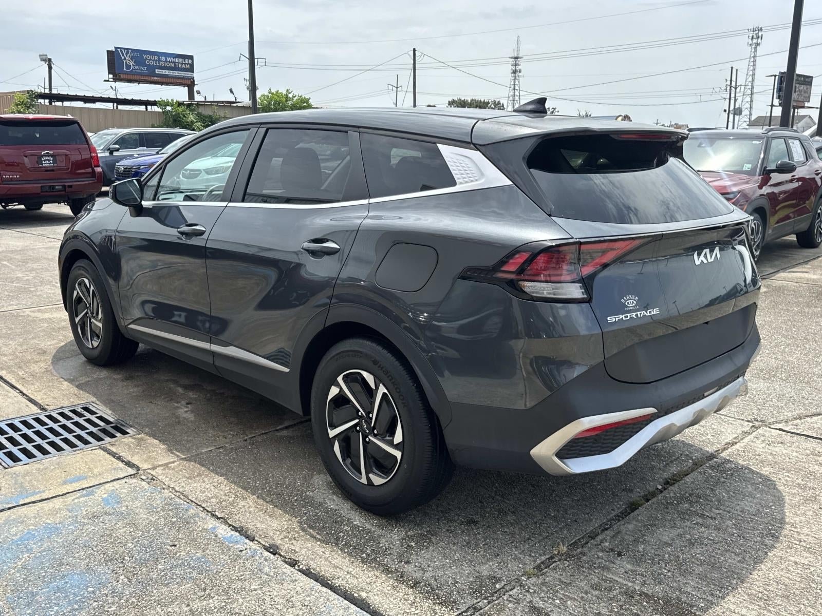 2023 Kia Sportage Hybrid LX FWD