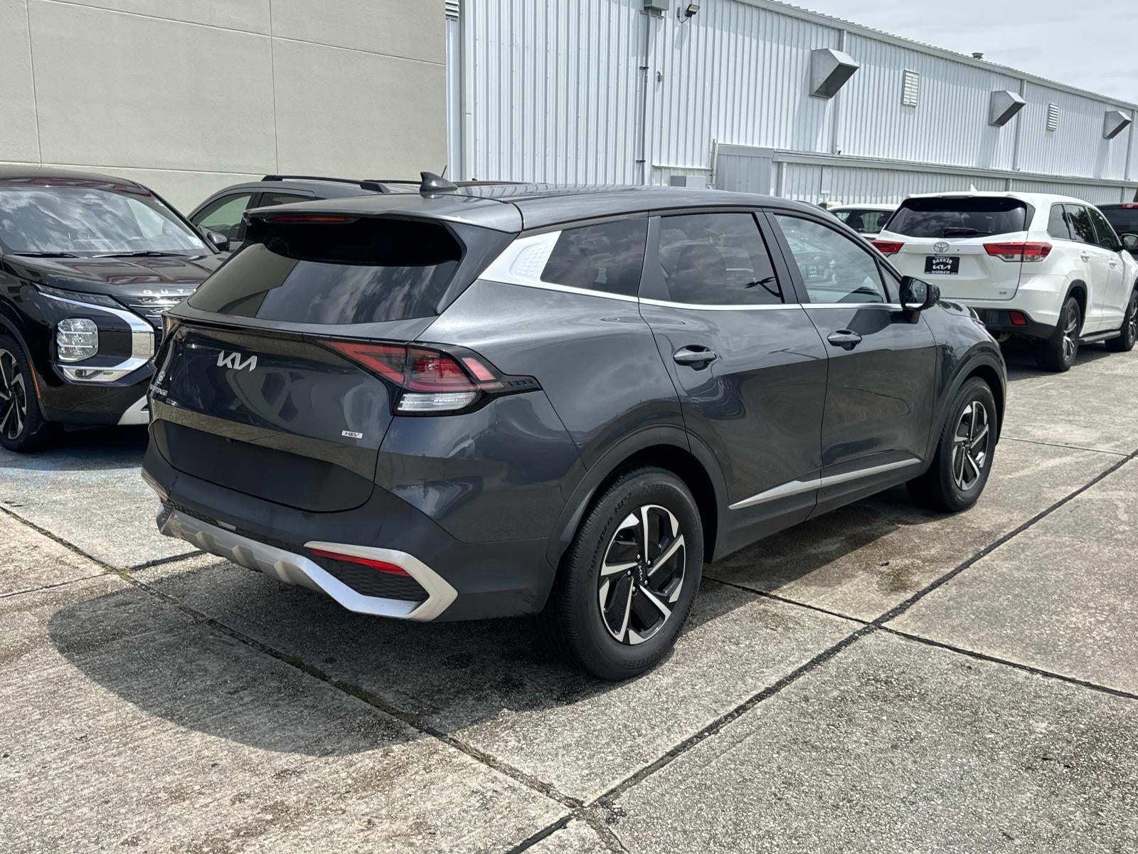 2023 Kia Sportage Hybrid LX FWD