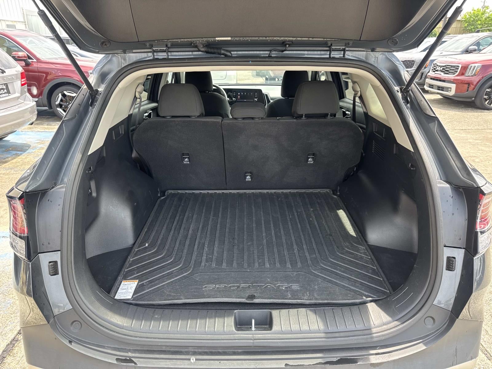 2023 Kia Sportage Hybrid LX FWD