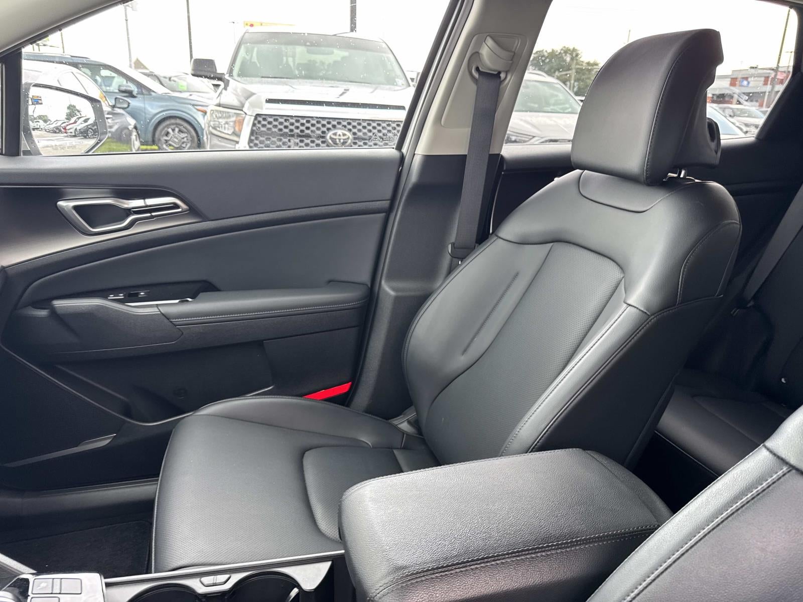 2024 Kia Sportage EX FWD