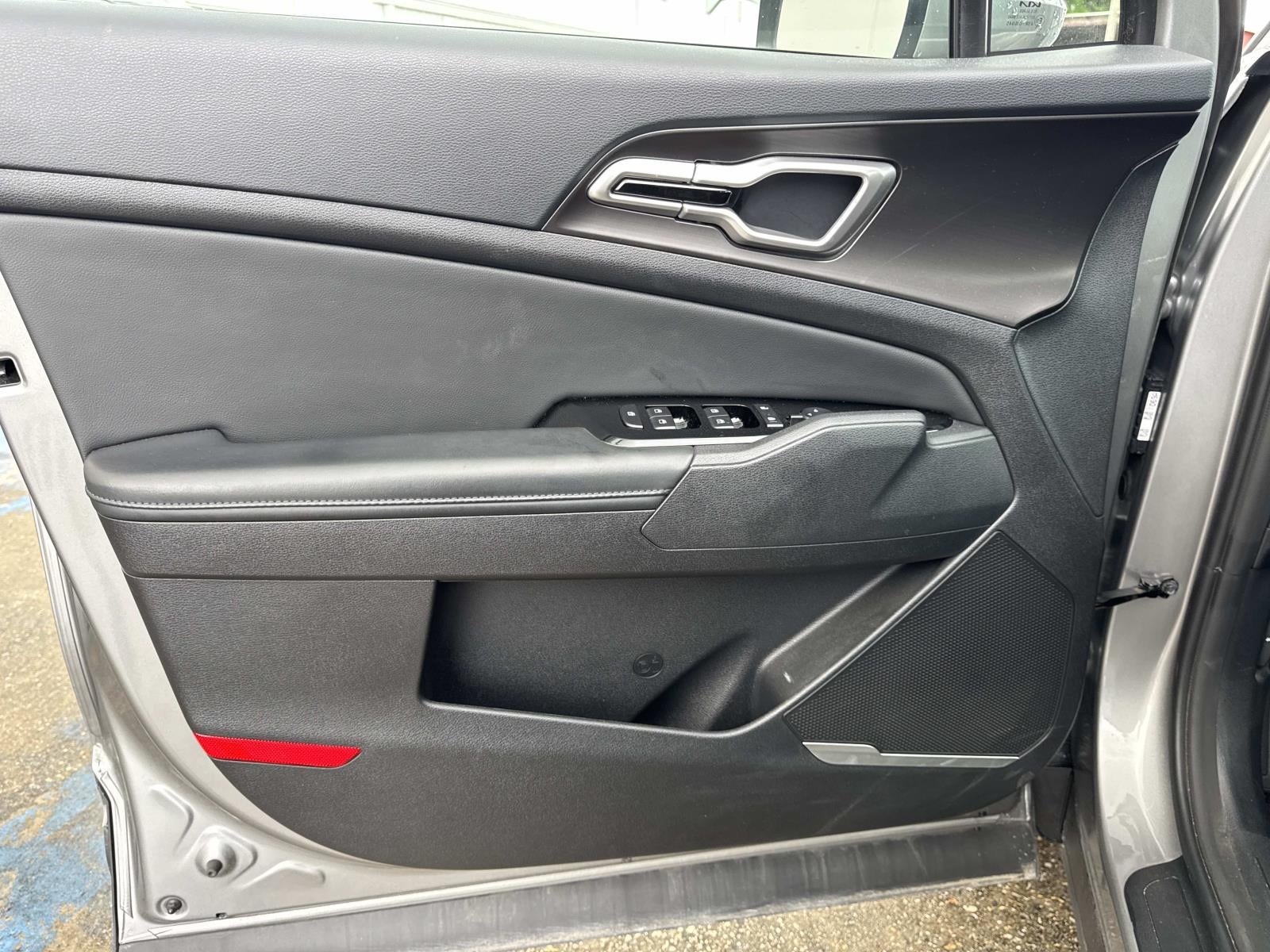 2024 Kia Sportage EX FWD