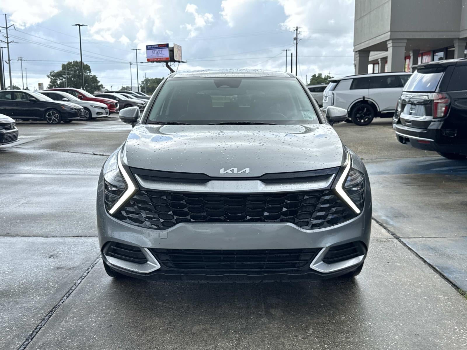 2024 Kia Sportage EX FWD