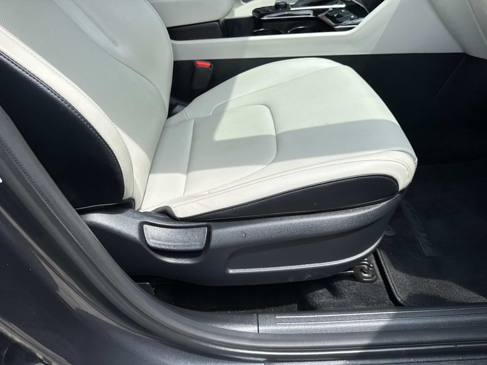 2024 Kia Sportage EX FWD