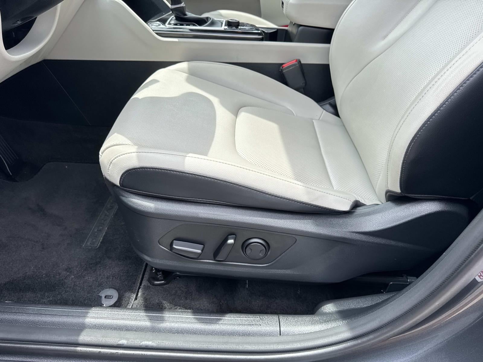 2024 Kia Sportage EX FWD