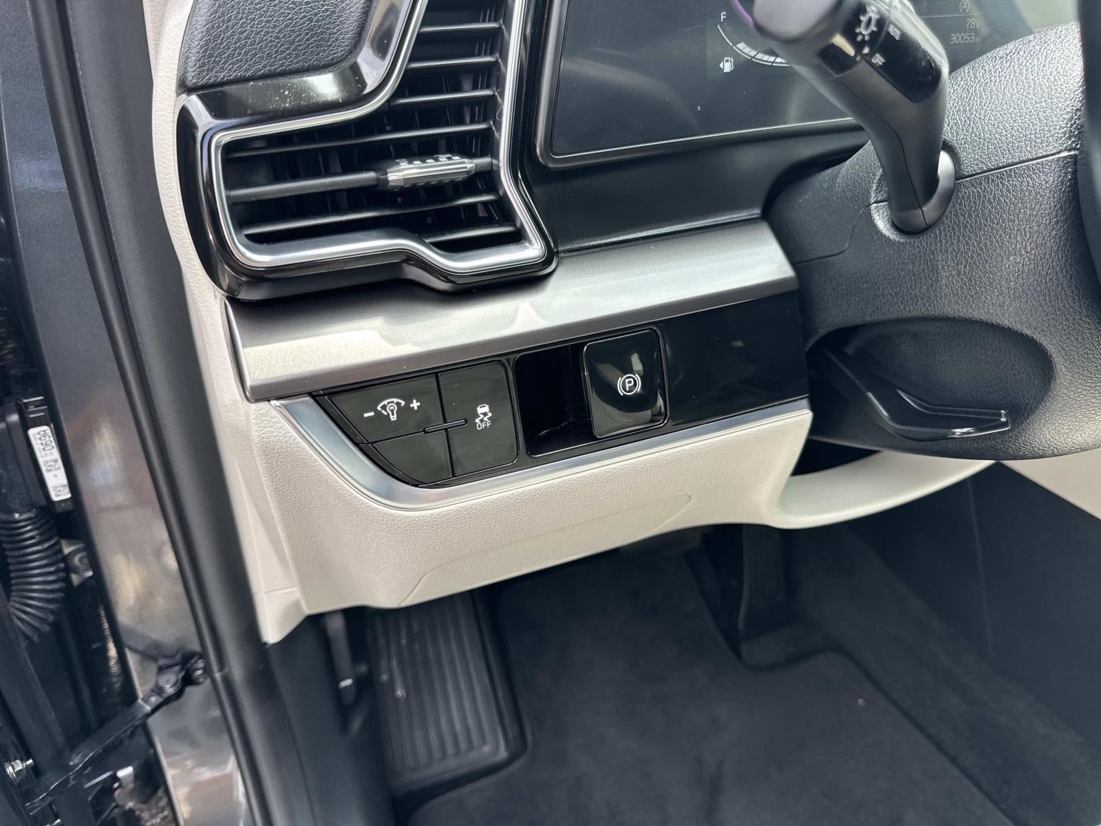 2024 Kia Sportage EX FWD