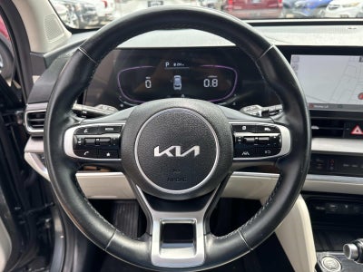 2024 Kia Sportage EX FWD