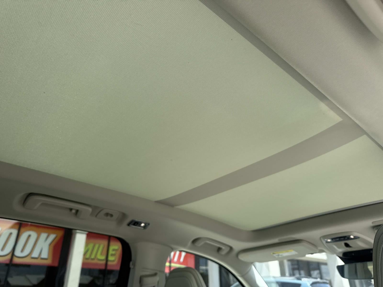 2022 Volvo XC90 T6 AWD Momentum 6P