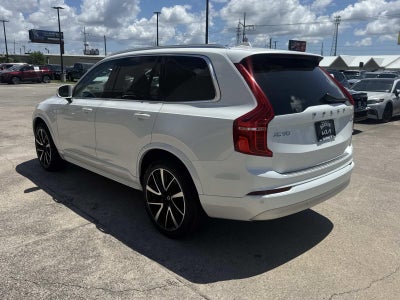 2022 Volvo XC90 T6 AWD Momentum 6P