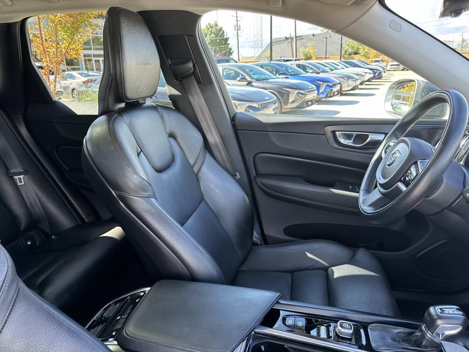 2020 Volvo XC60 T6 AWD Inscription
